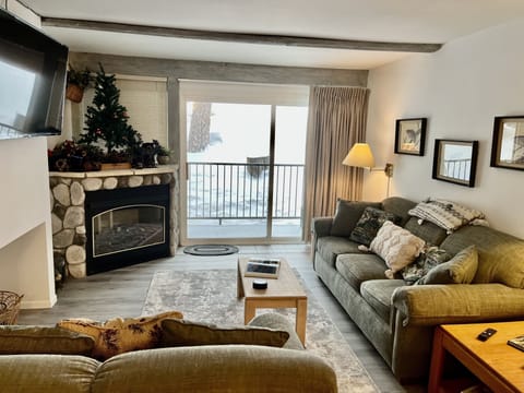 Living Room, Furniture, Indoors, Home Decor, Couch