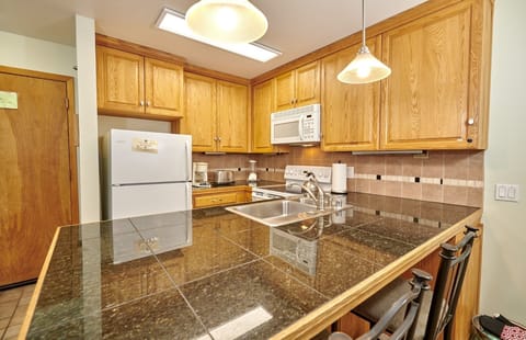 Room, Indoors, Flooring, Kitchen, Refrigerator