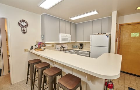 Indoors, Room, Furniture, Kitchen Island, Kitchen