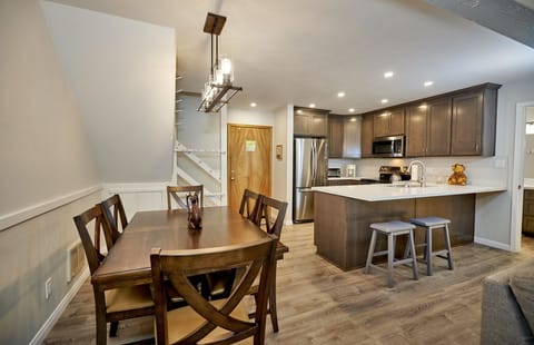 Chair, Furniture, Flooring, Hardwood, Room