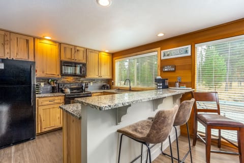 Kitchen - Main Level