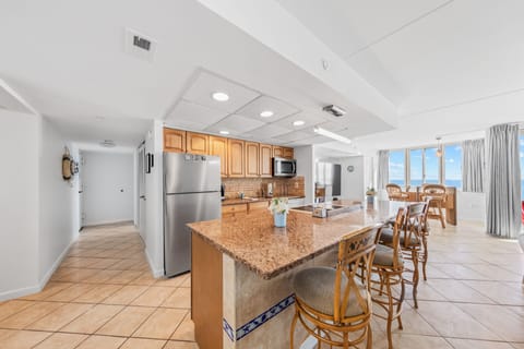 Kitchen (1)
