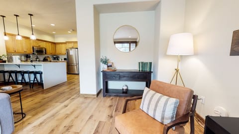 Flooring, Hardwood, Floor, Living Room, Room