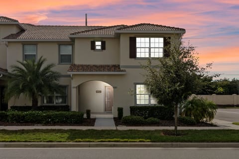 4921 Winderemere Ave (39).jpg