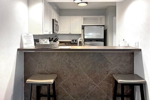 Informal seating at the bar for 2