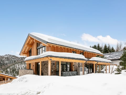 Holiday Home Exterior [winter]