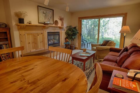 Living/ dinning area feat. queen sleeper sofa