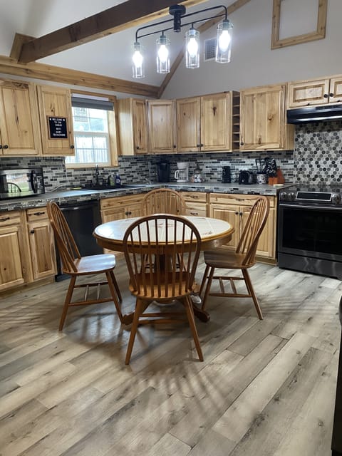 Fully equipped kitchen with microwave and dishwasher. 