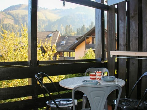 Sky, Table, Property, Building, Furniture, Chair, Window, Tableware, Interior Design, Shade