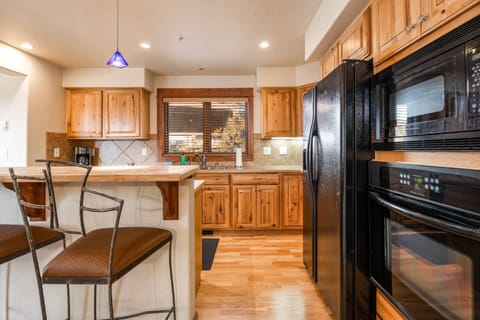 Lots of counter space to prep meals before mountain adventures or serve cocktails after!
