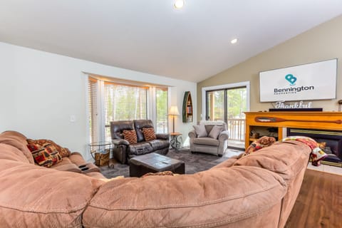 Living Room - Main Level