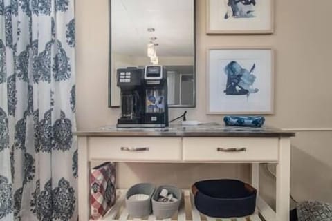 9bc0d1fd fa2d 40a4 b207 35e922bdac4a