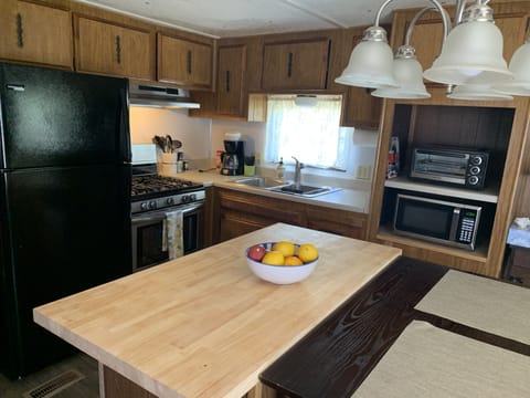 Full sized appliances