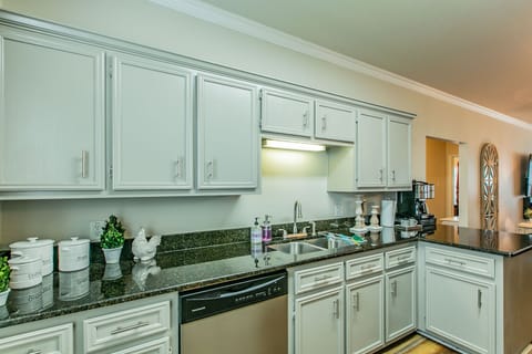 Fully Furnished Kitchen