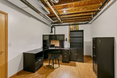 Private space to get those work emails done.