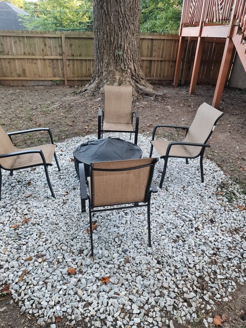 outdoor seating with firepit