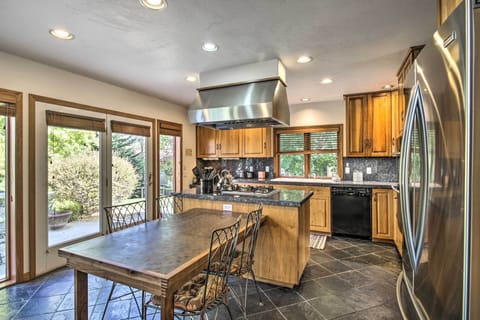 Fully Equipped Kitchen | Cooking Basics | Complimentary Spices