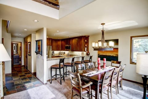 Great sunlight throughout the living space