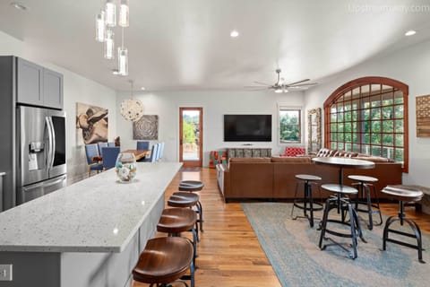 34 Upstream Bachelor Sanctuary 2nd floor (2)