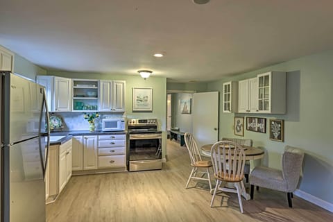 Kitchen | Well-Equipped | Cooking Basics | Spices | Coffee Maker