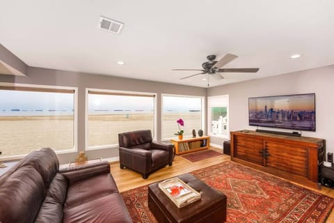 56bddc53 3068 47d3 9cde eaa93ed5d817