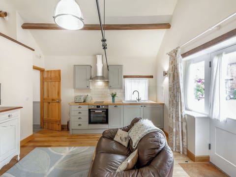 Open plan living space | The Croft - Retford Retreats, Laneham, near Lincoln