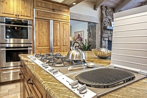 Gaggenau Six Burner Stove Top & Grill