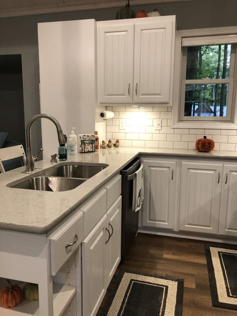 Kitchen- large sink and dishwasher