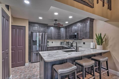 Kitchen | Fully Equipped w/ Cooking Basics