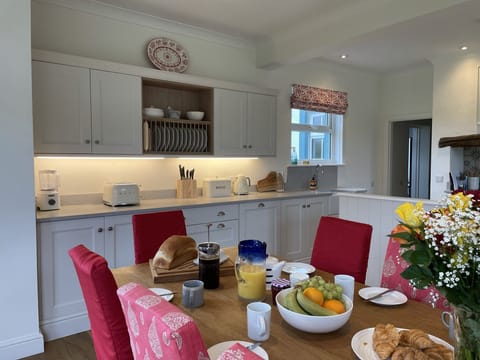 The kitchen is exceptionally well equipped