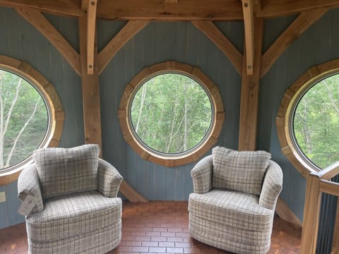 Sitting area on fifth floor