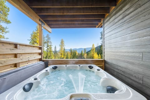 Brand new hot tub including a privacy fence