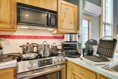 All new cookware & skillets. Instant Pot, griddle, waffle maker, rice cooker.