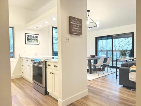 17f55352-1b7f-4e38-ab68-fb13c8455766