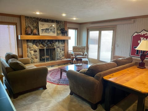 Downstairs family room / game room with ping pong!