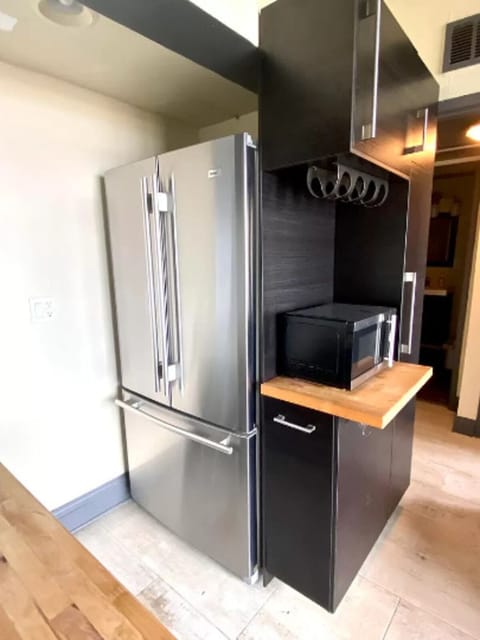 Your gateway to culinary possibilities and fresh delights. 