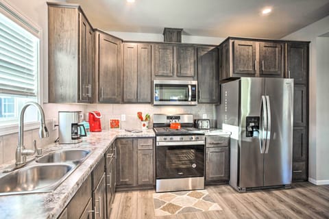 Kitchen | Fully Equipped