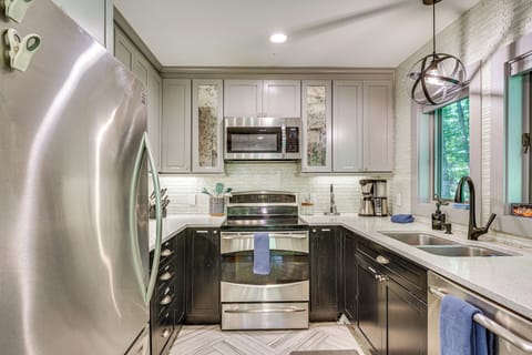 Kitchen | Cooking Basics | Drip Coffee Maker