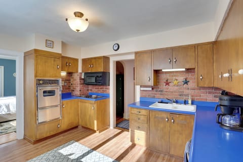 Kitchen |1st Floor | Cooking Basics | Drip Coffee Maker