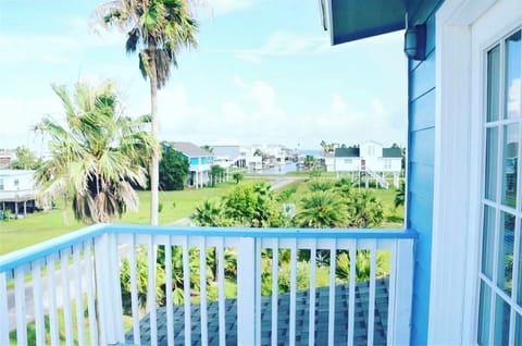 Canal view from 3rd floor balcony.