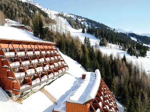 Holiday Home Exterior [winter]