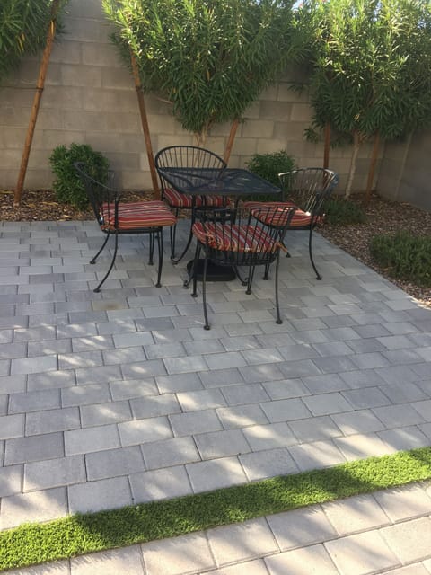 Outdoor sitting and bar q and a fire pit