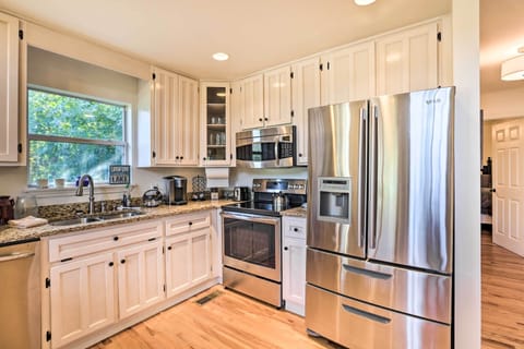 Kitchen | Fully Equipped | Cooking Basics | Upper Level