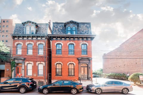 Welcome to our walkable historic Apartments