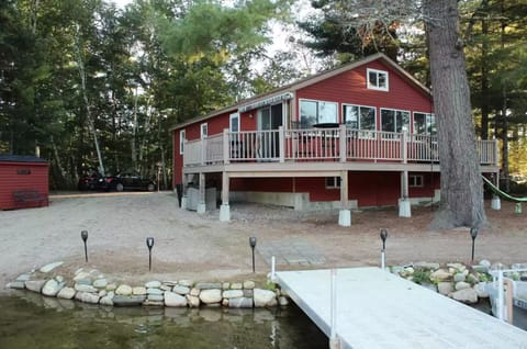 Huge deck, flat yard and very gradual entrance into water!