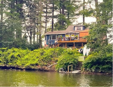 Brigham Place located on 200 feet of the Esopus Creek