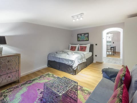 Rockstar Premium Suite - Apt. Stone Lodge Salzburg Apartment in Salzburg