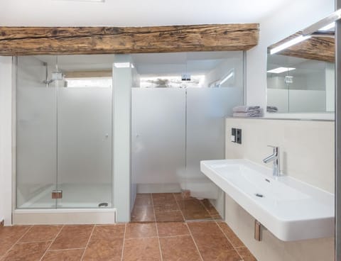 Silver Room - APT. Stone Lodge Salzburg Apartment in Salzburg