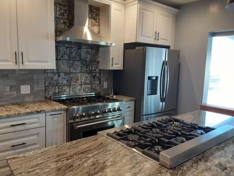 No luxury spared in this Chef's Kitchen! 