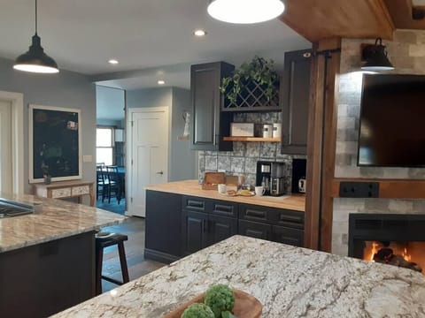 This house flows from the Living Room through to the Breakfast Room.